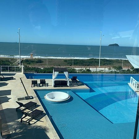 Bali Beach Home Club Rogga Beira Mar - Balneario Piçarras Eksteriør bilde